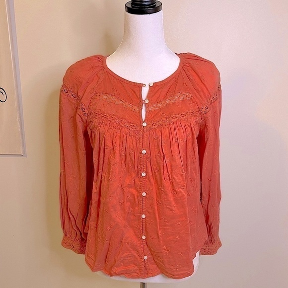 Old Navy BoHo Long Sleeve Blouse with Crochet Lace Size XS BNWT - Picture 1 of 6